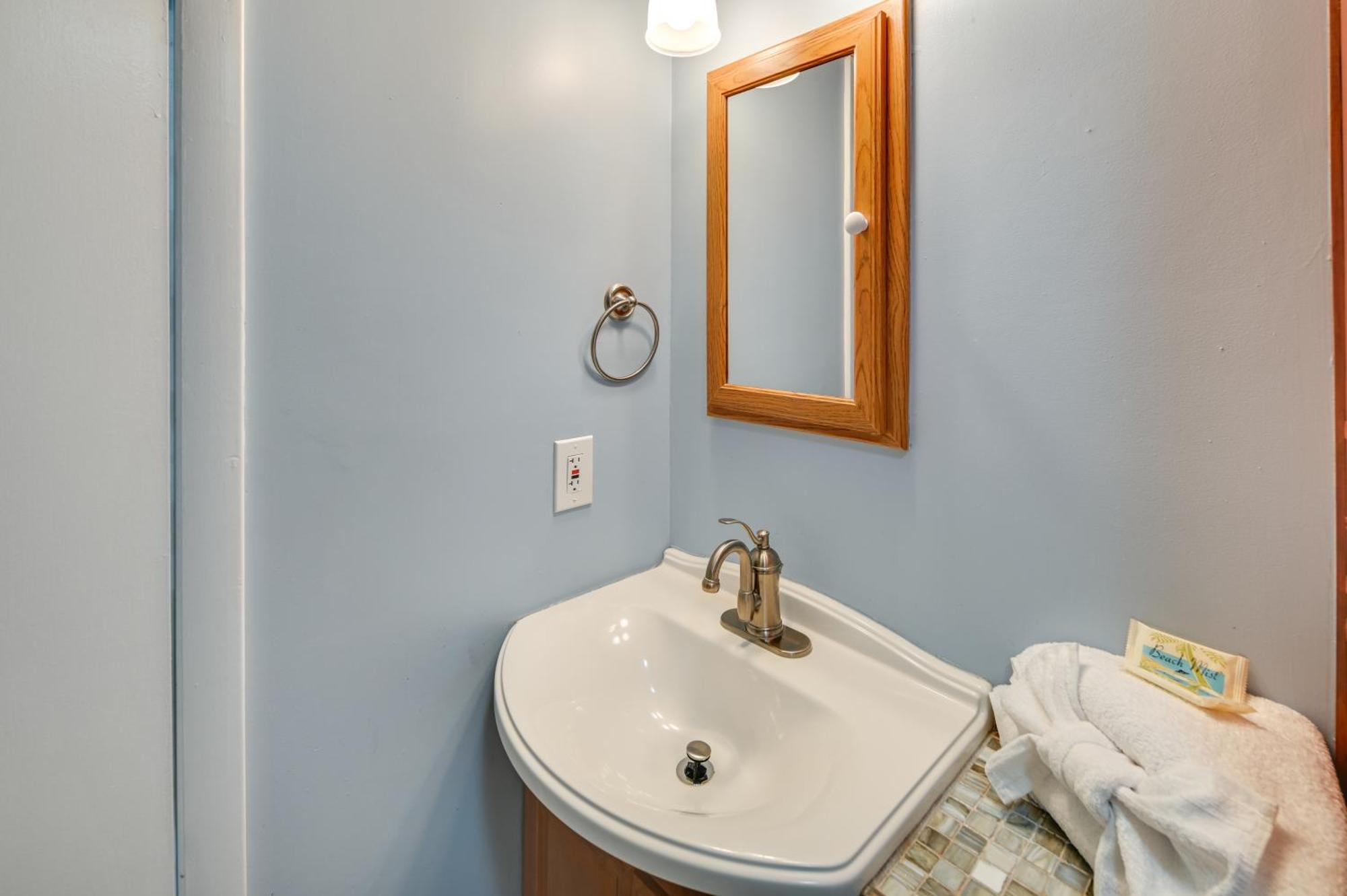 Cozy Coastal Condo With Airy Oceanfront Balcony マートルビーチ エクステリア 写真