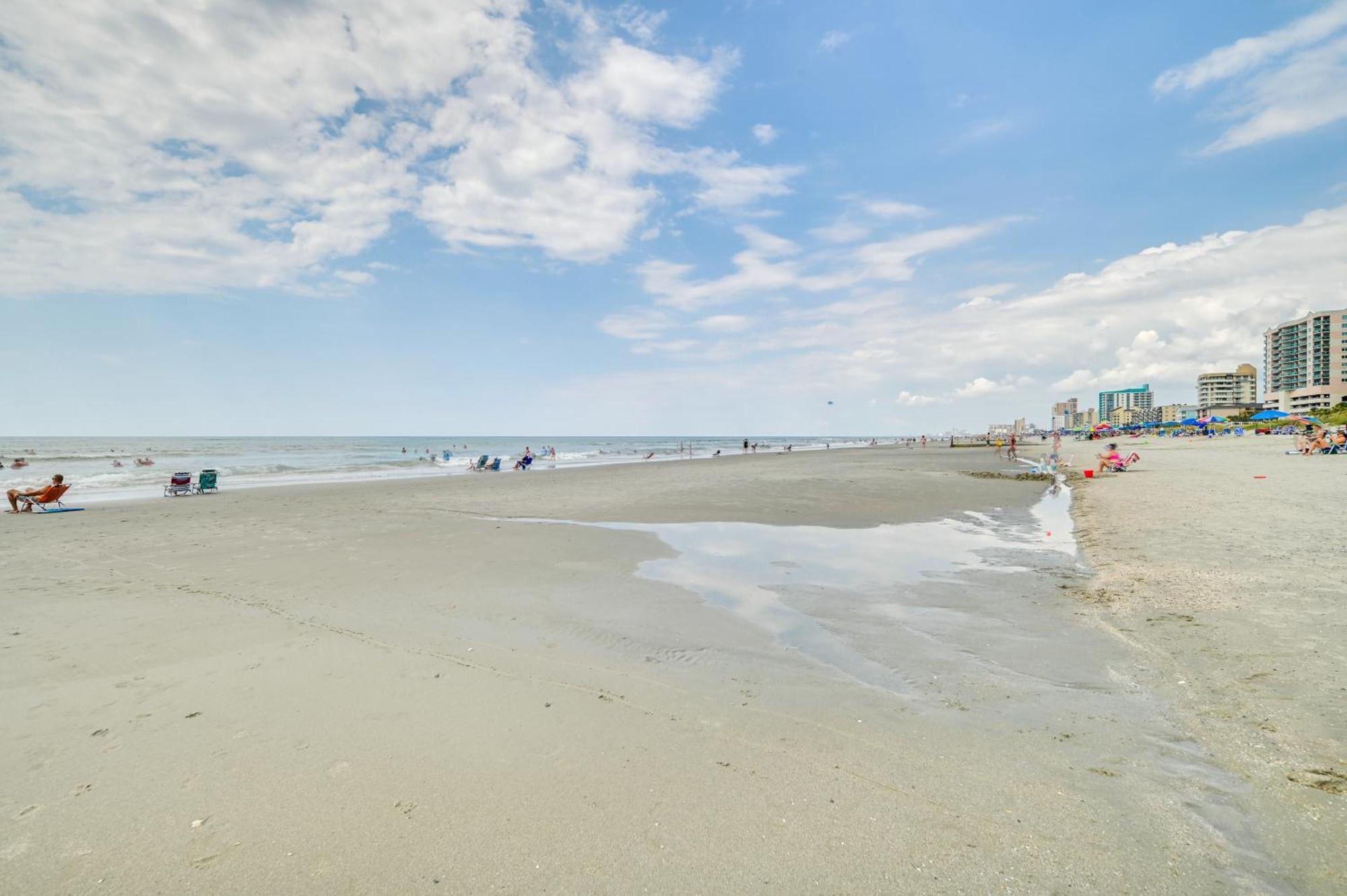 Cozy Coastal Condo With Airy Oceanfront Balcony マートルビーチ エクステリア 写真