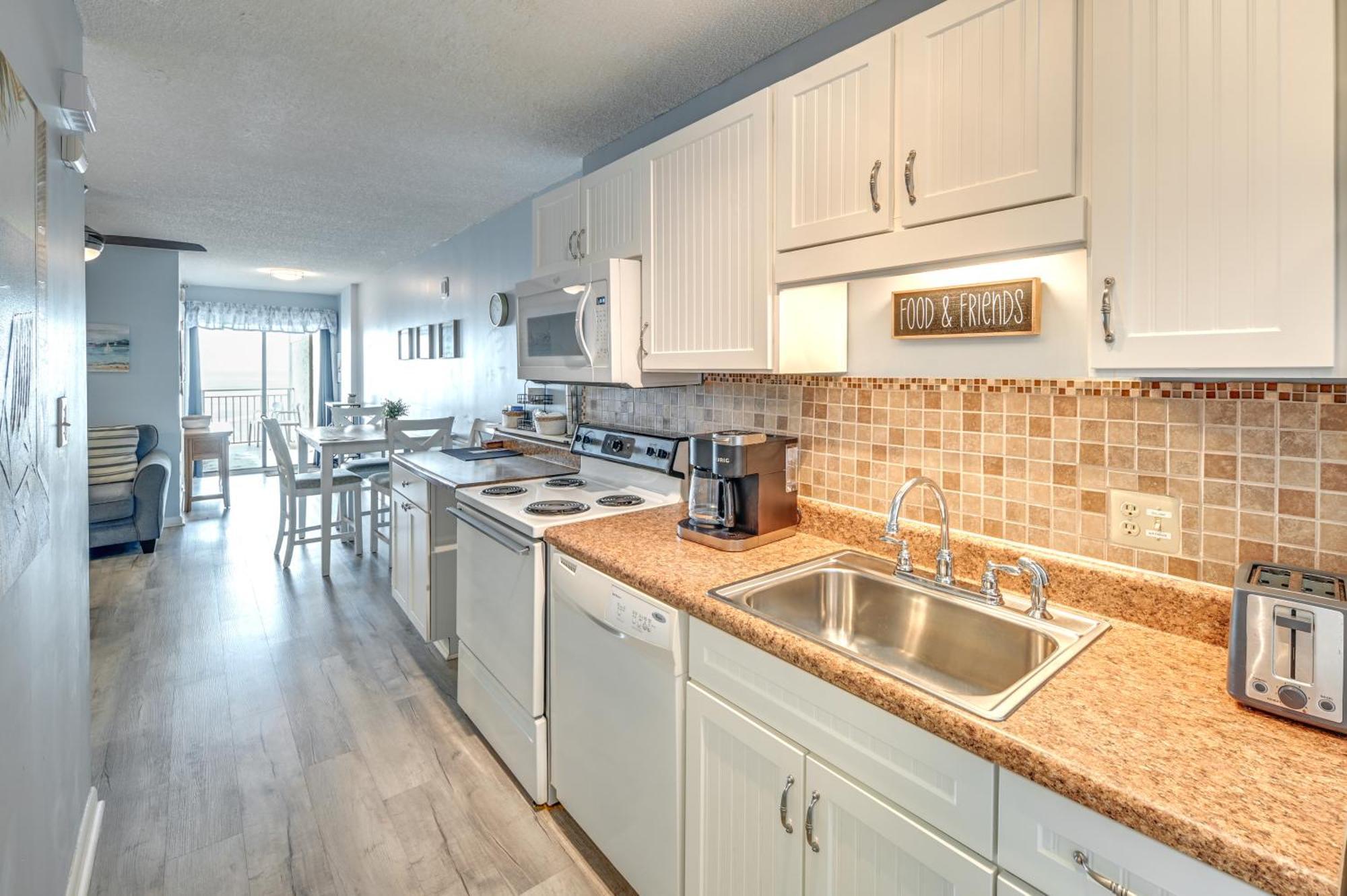 Cozy Coastal Condo With Airy Oceanfront Balcony マートルビーチ エクステリア 写真